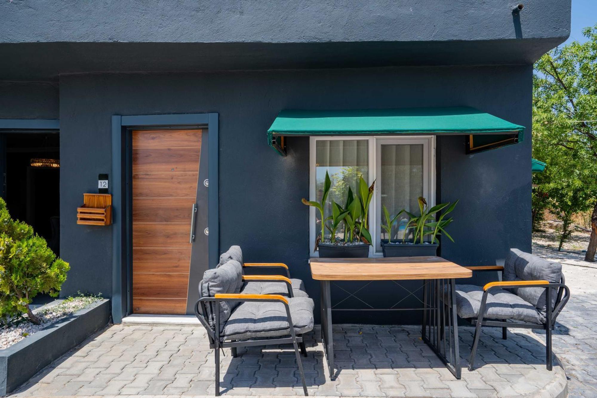 Farm stay Simlarda Country Club