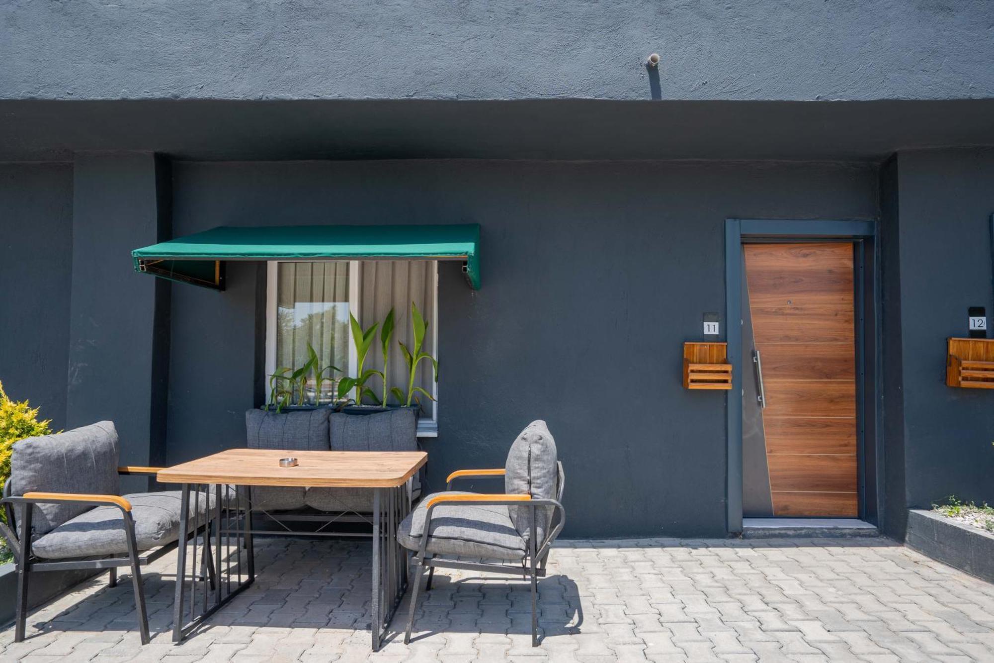 Simlarda Country Club Ayvalık Çiftlik konaklama