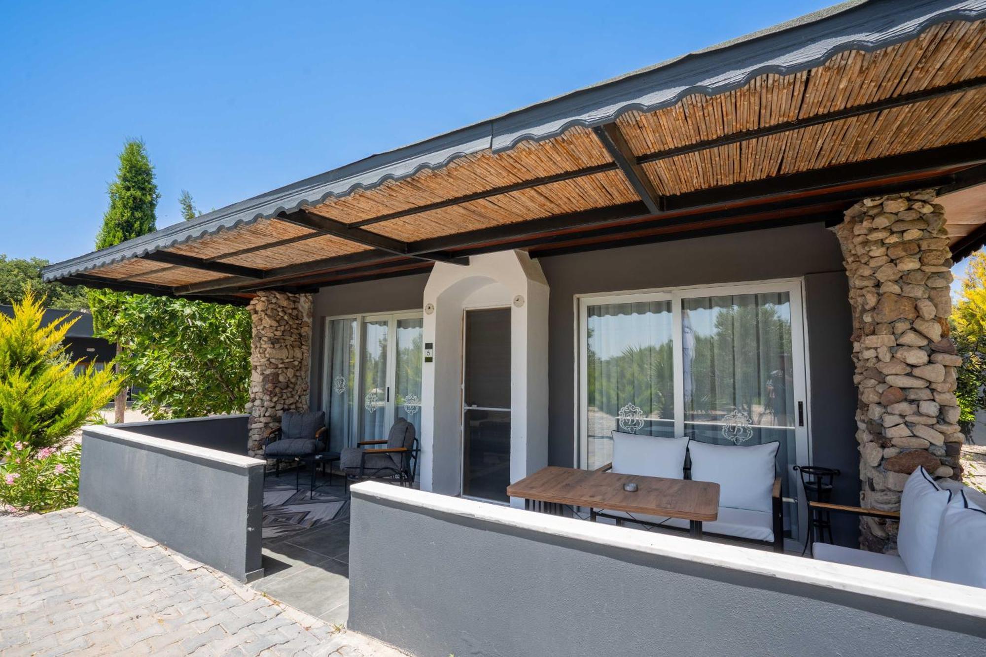 Simlarda Country Club